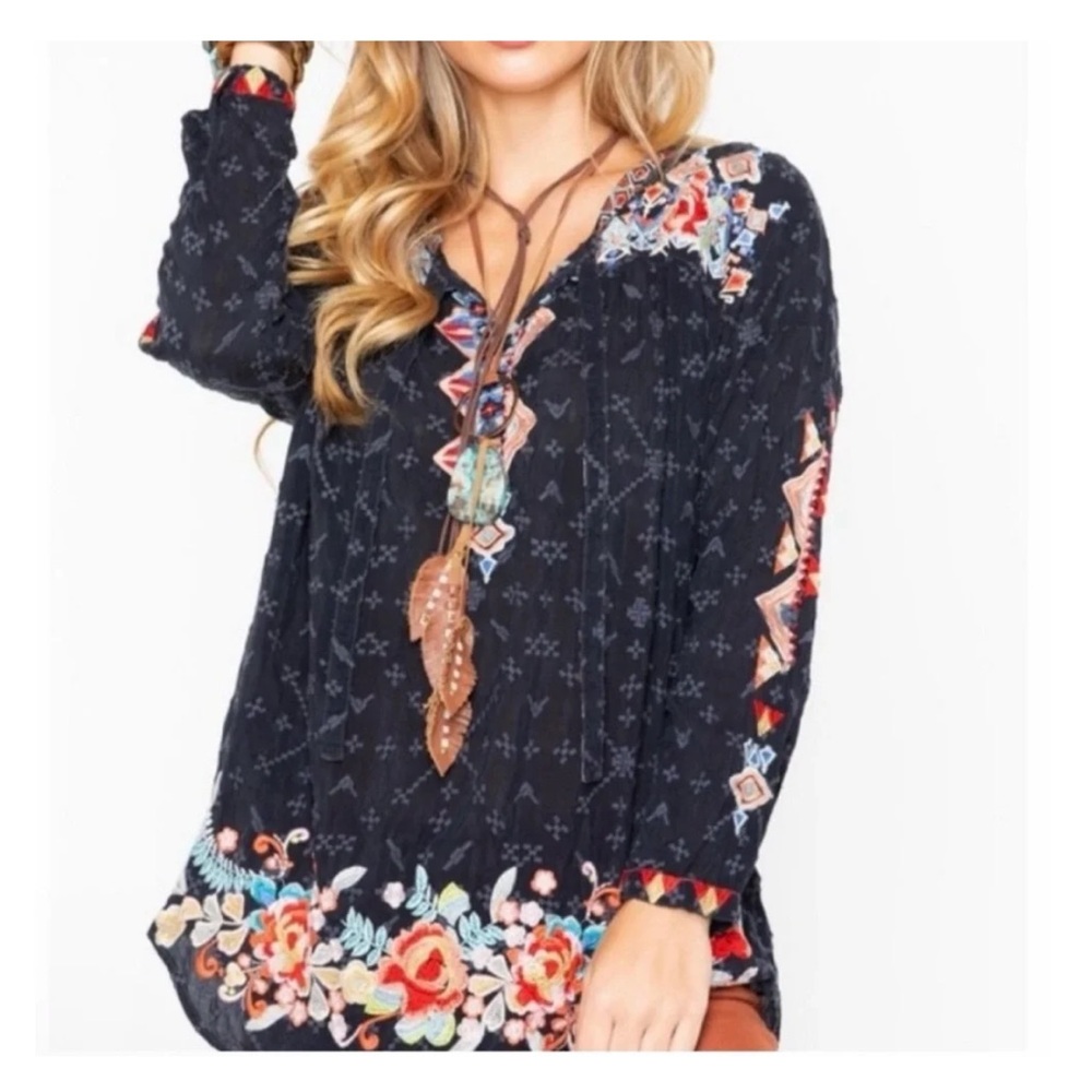 Johnny Was Black Embroidered Floral Boho Tunic Top Long Sleeve Size Medium